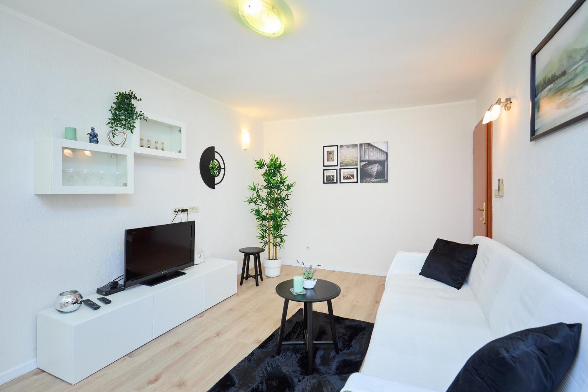 Apartment Promenada- 4Pax With Parking Dubrovnik Exterior photo