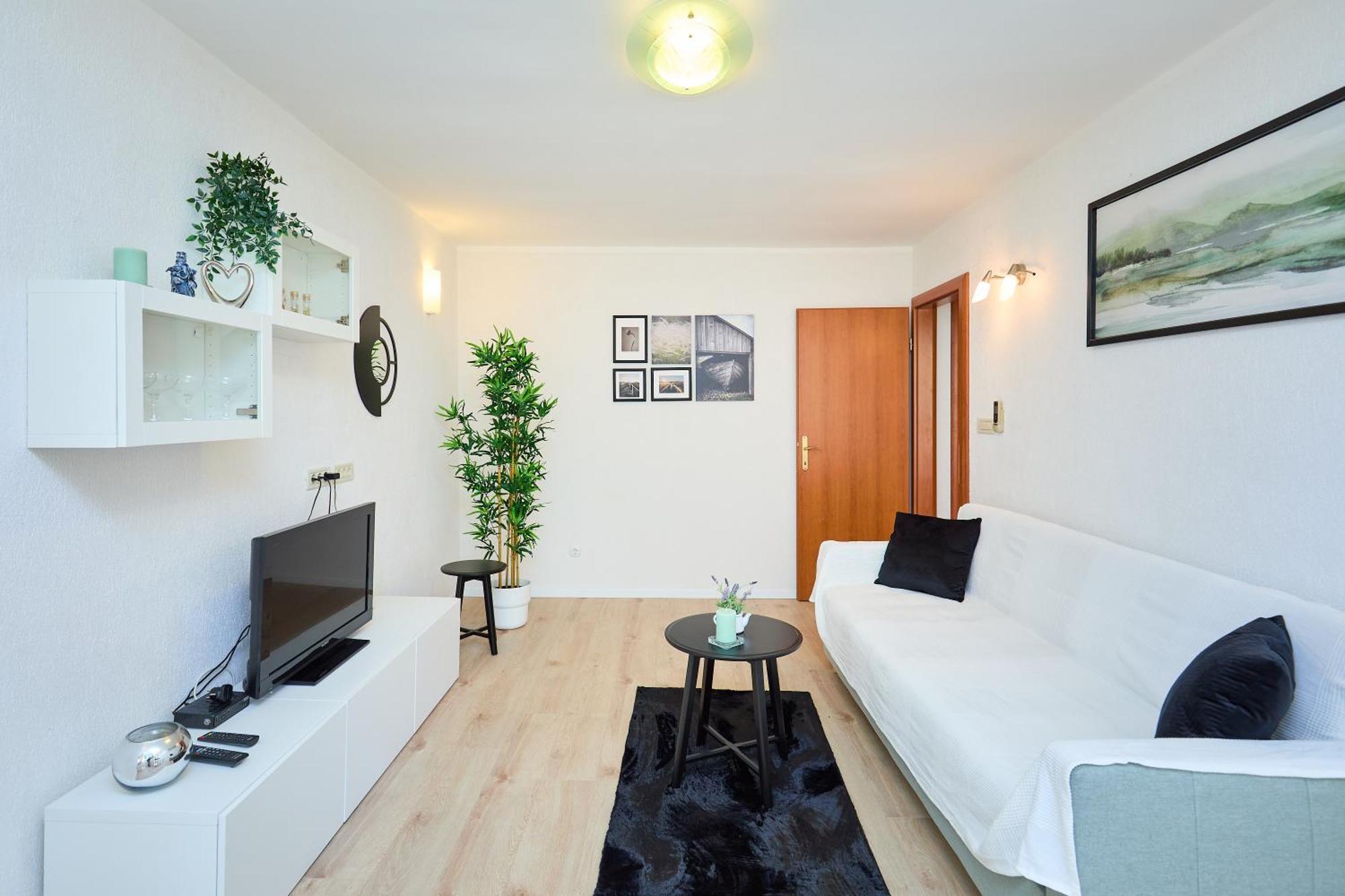 Apartment Promenada- 4Pax With Parking Dubrovnik Exterior photo